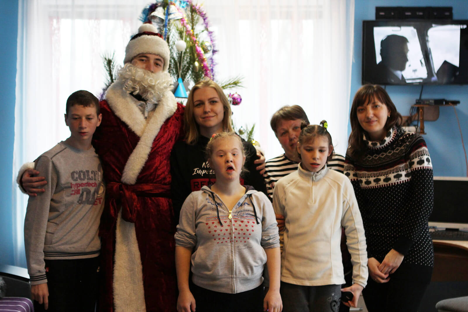 Illuminer Noël pour les enfants : l'équipe Redwerk a rendu visite à des enfants en familles d'accueil, photo 9