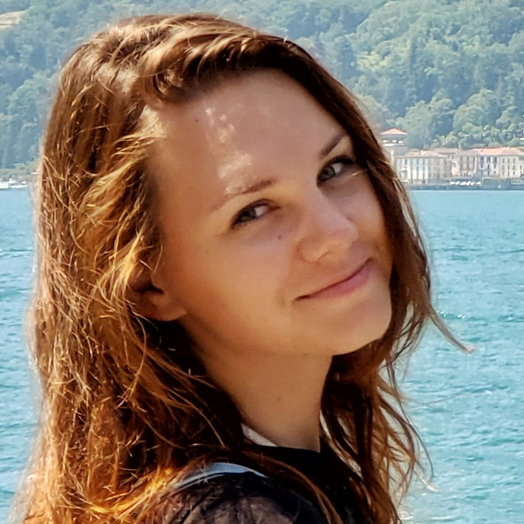Kateryna, PM/BA chez Redwerk