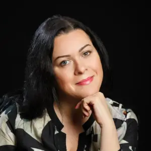testimonial-portrait