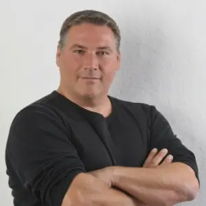 testimonial-portrait