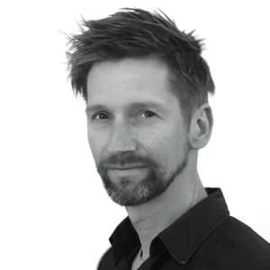 testimonial-portrait