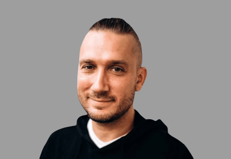 Perspectives sur l'IA avec Konstantin Klyagin de Redwerk